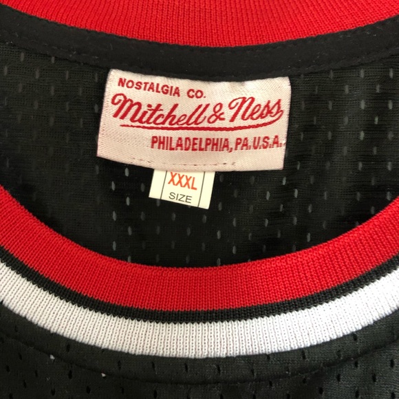 Michael Jordan Bulls Jersey 3XL - Picture 2 of 10